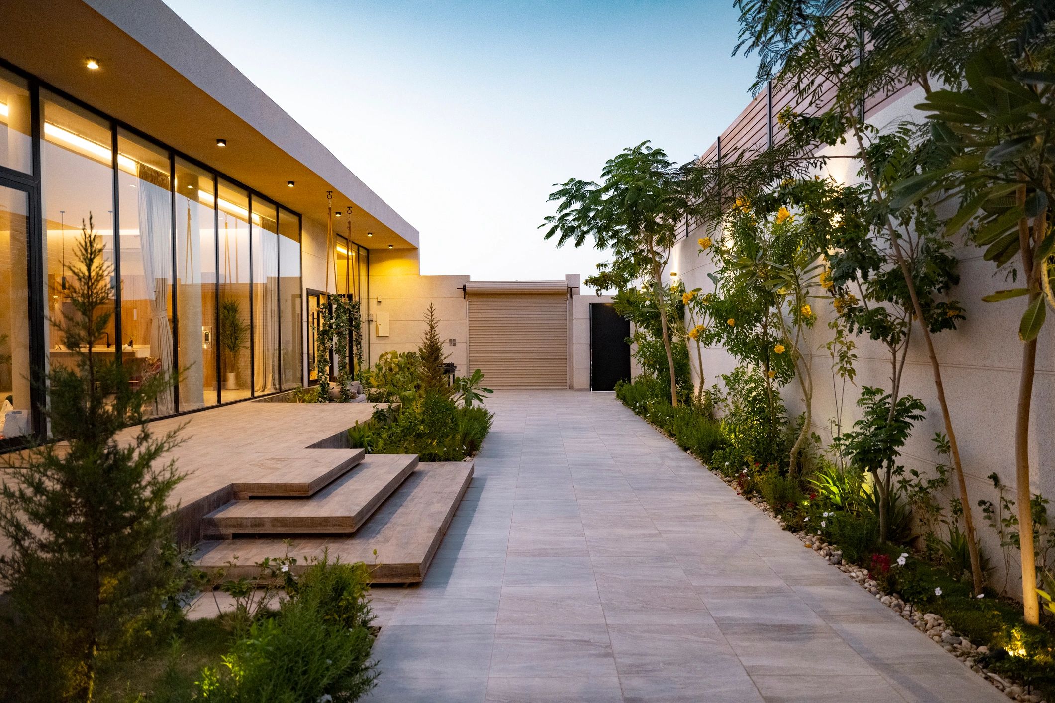 luxury home exterior modern